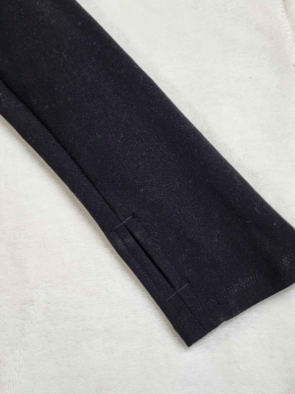 ALO YOGA - Alosoft 1/2 Zip Rapid Pullover - Small - Picture 6 of 14